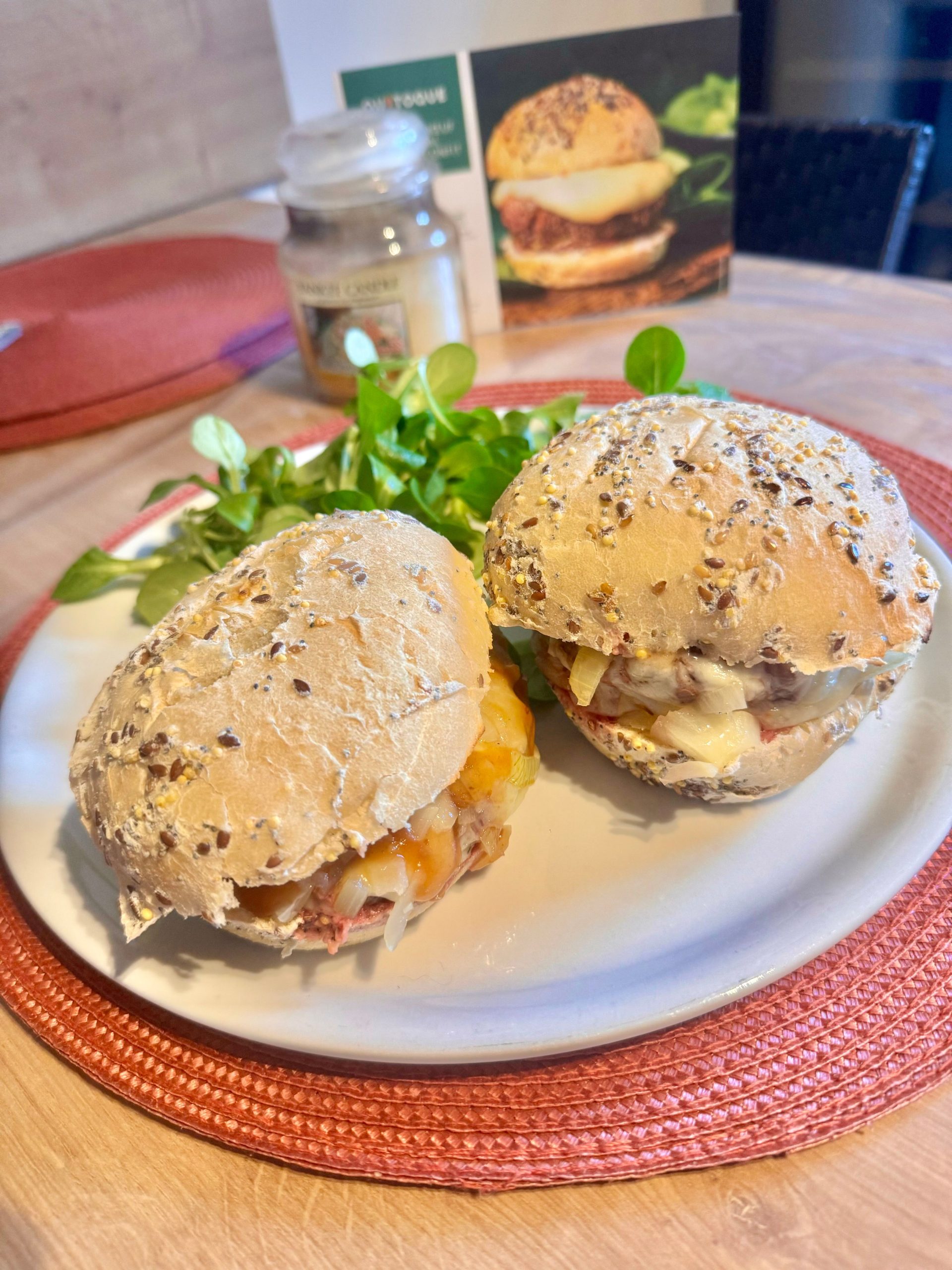 Burger maison Quitoque cuisiné pendant mon test